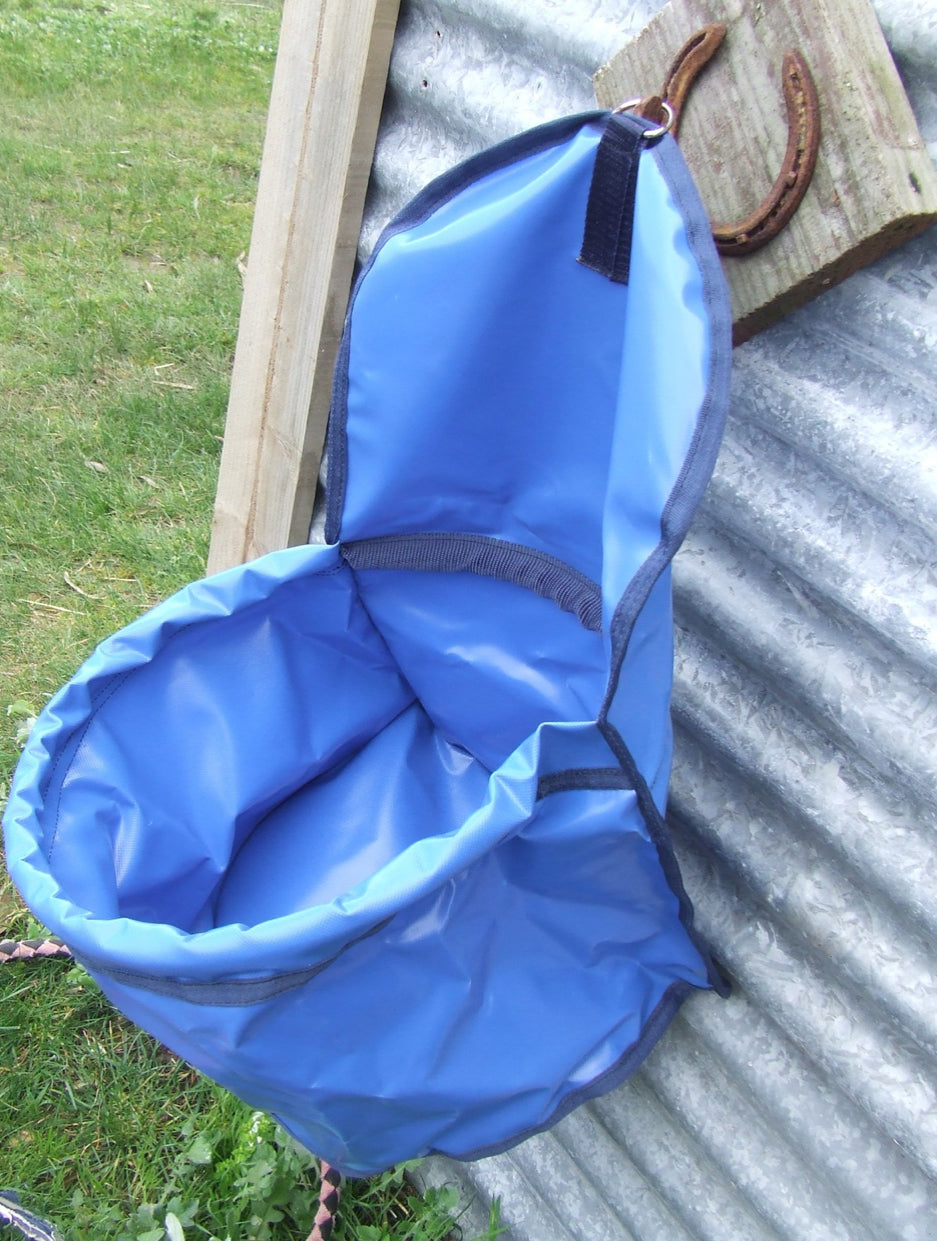 Ecotak
Design Your Own Custom Coloured PVC Portable Feed Bag