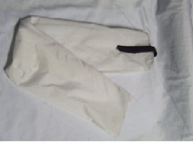 Ecotak Showerproof Nylon Rugless Tail Bag - white