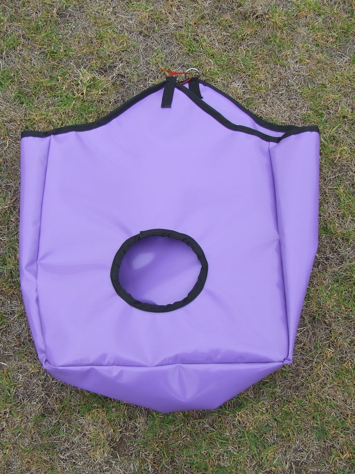 Design your own PVC Hay Bag Ecotak