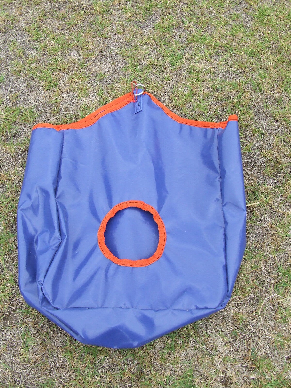 Design your own PVC Hay Bag Ecotak