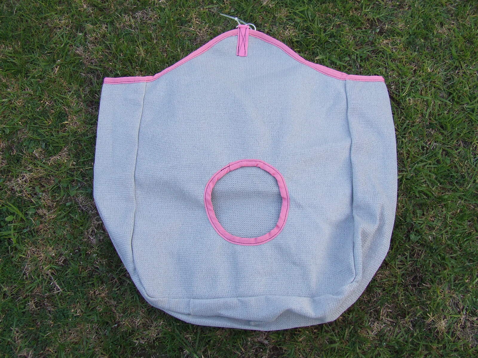 Design your own custom Shademesh Hay Bag Ecotak