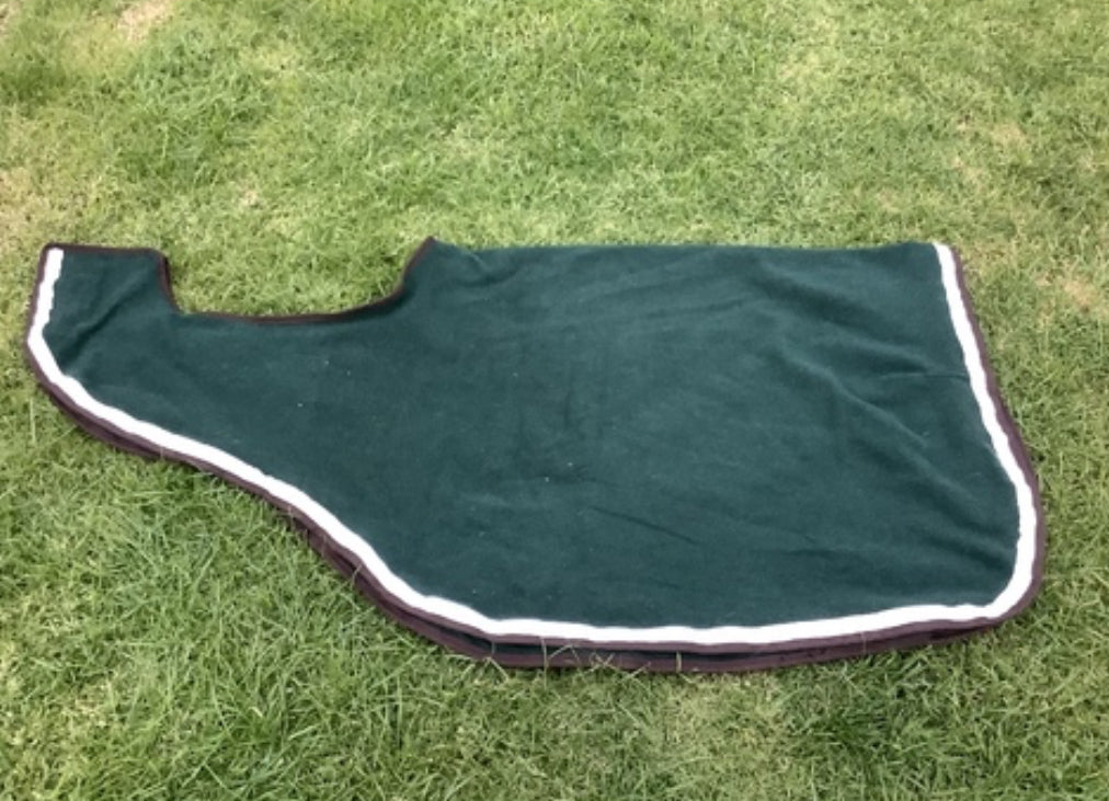 Ecotak wool quarter sheet/ exercise rug - green/white/brown