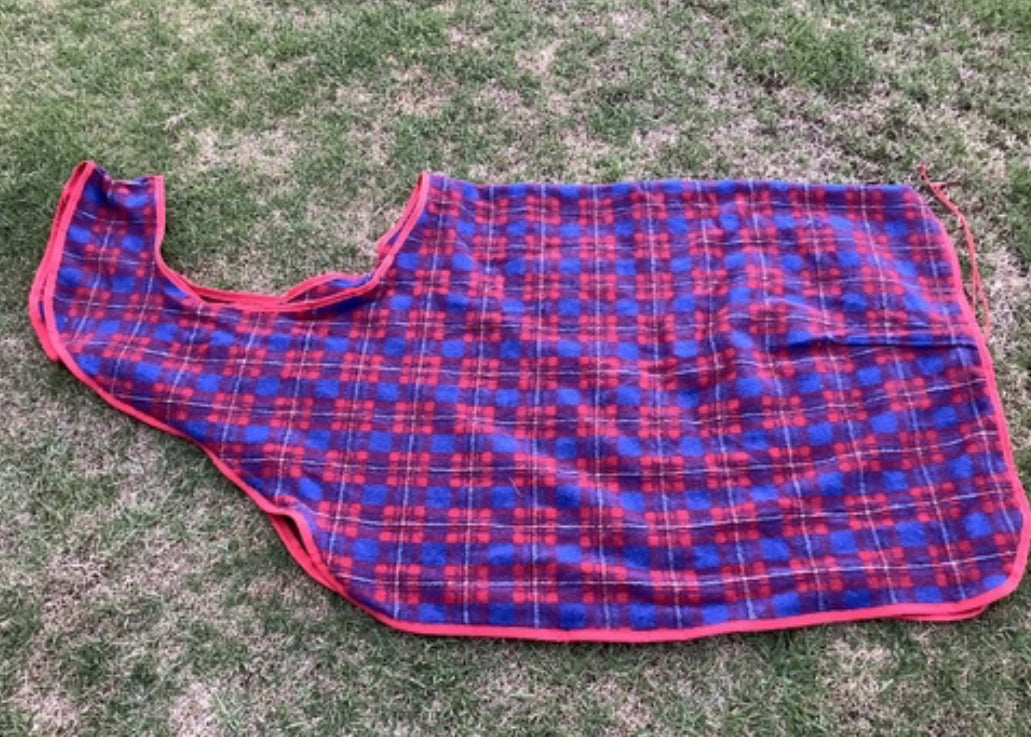 Ecotak wool quarter sheet/ exercise rug - red check