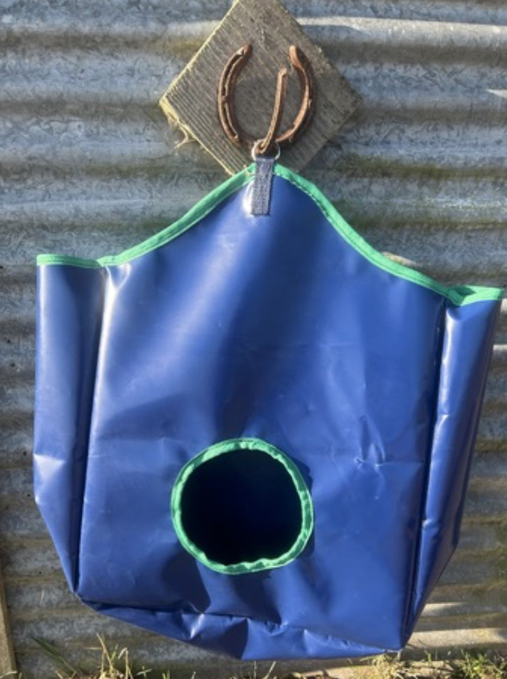 Ecotak PVC Hay Bag - Navy & Emerald Green